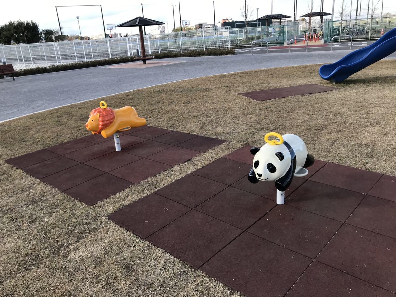 ふじみ野市運動公園の子ども広場