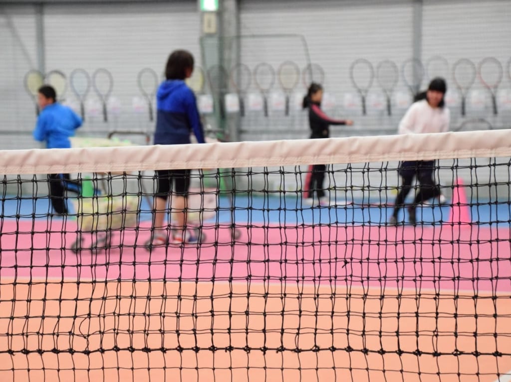 イトーヨーカドー跡地に屋内テニス練習場がオープン