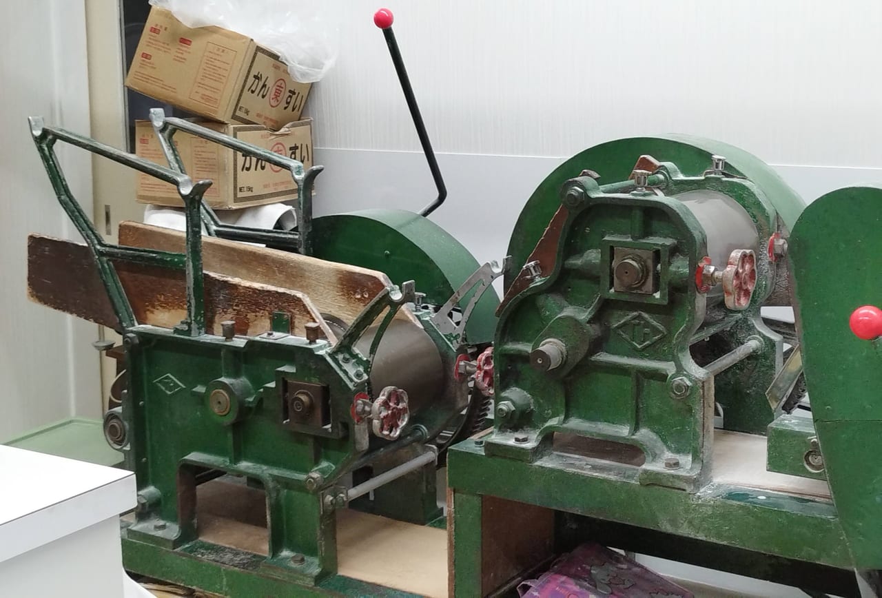 麺を作る機械