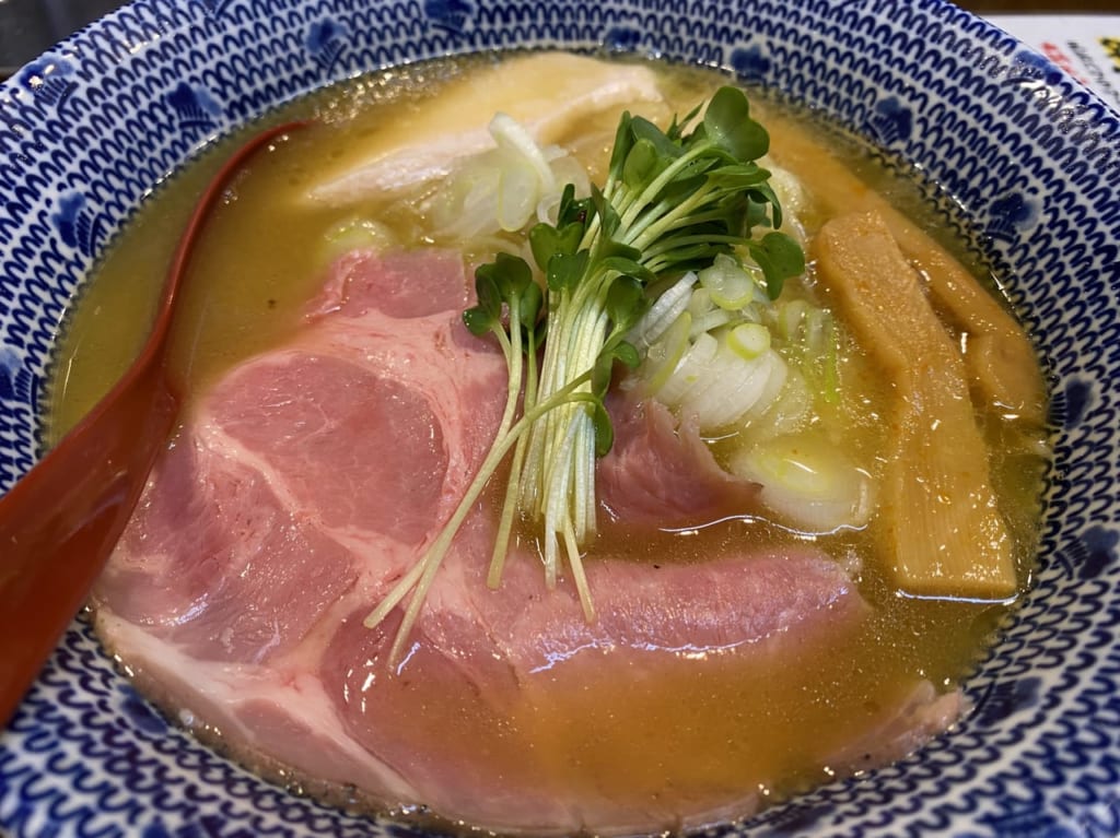 白湯SOBA（醤油）ラーメン