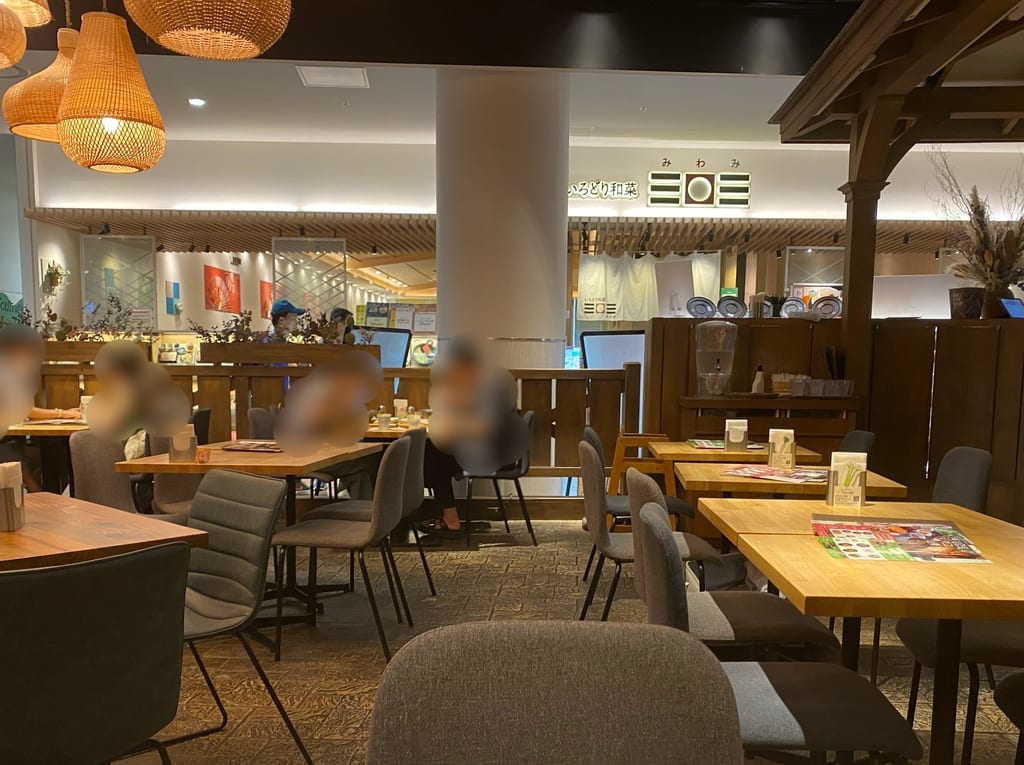 VEGEGO オヌレシクタン＆cafe店内