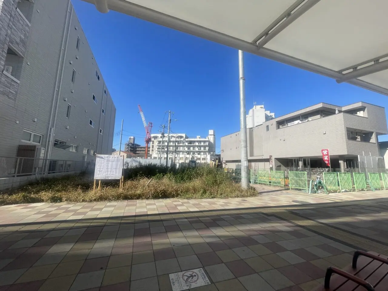 鶴瀬駅東口ロータリー新築建築現場